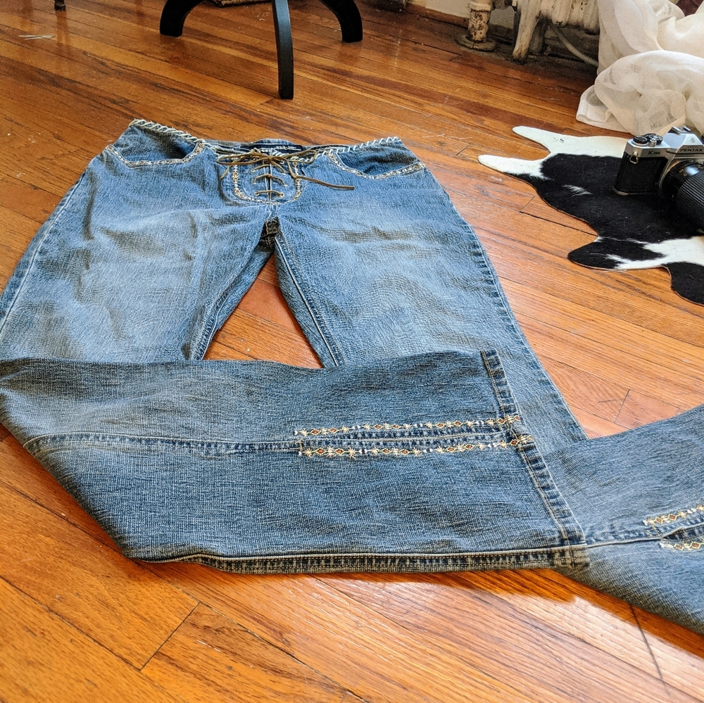 Squeeze by Stephen Hardy women's jeans dis…